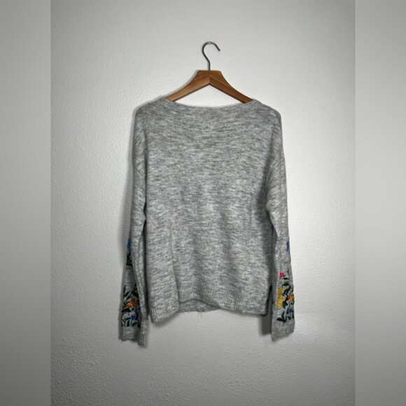 H&M Logg Gray Sweater with Vibrant Floral Design size small - Picture 4 of 5